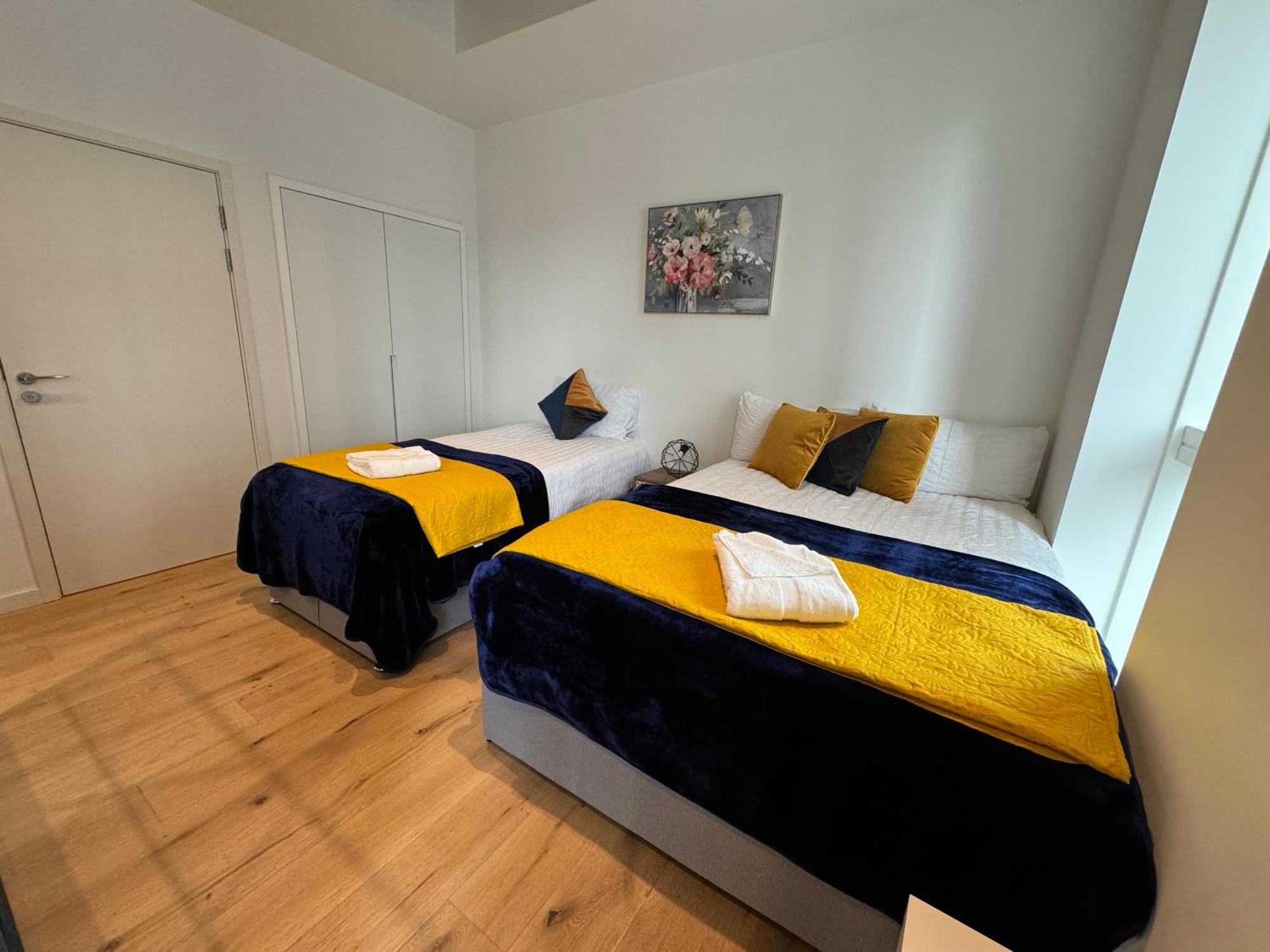 London Luxury Flat With Balcony, River View, O2 Arena, Excel, Canary Wharf, Station Appartement Buitenkant foto